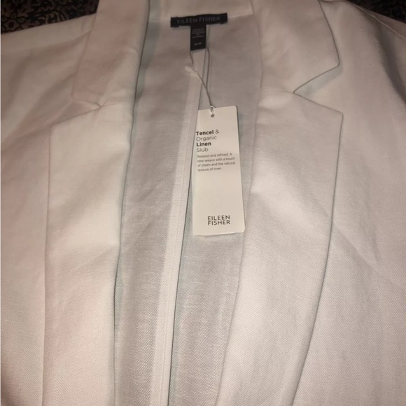 Eileen Fisher  slub linen blazer size Medium - Picture 7 of 10